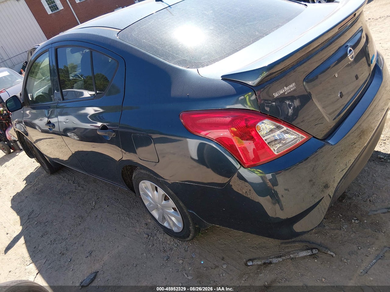2015 NISSAN VERSA 1.6 S+ · 3/6