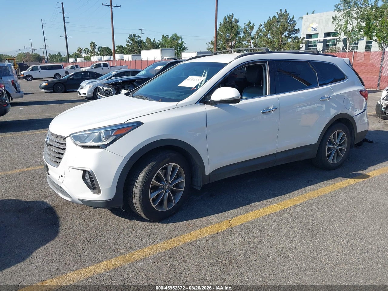 2018 HYUNDAI SANTA FE SE · 2/11