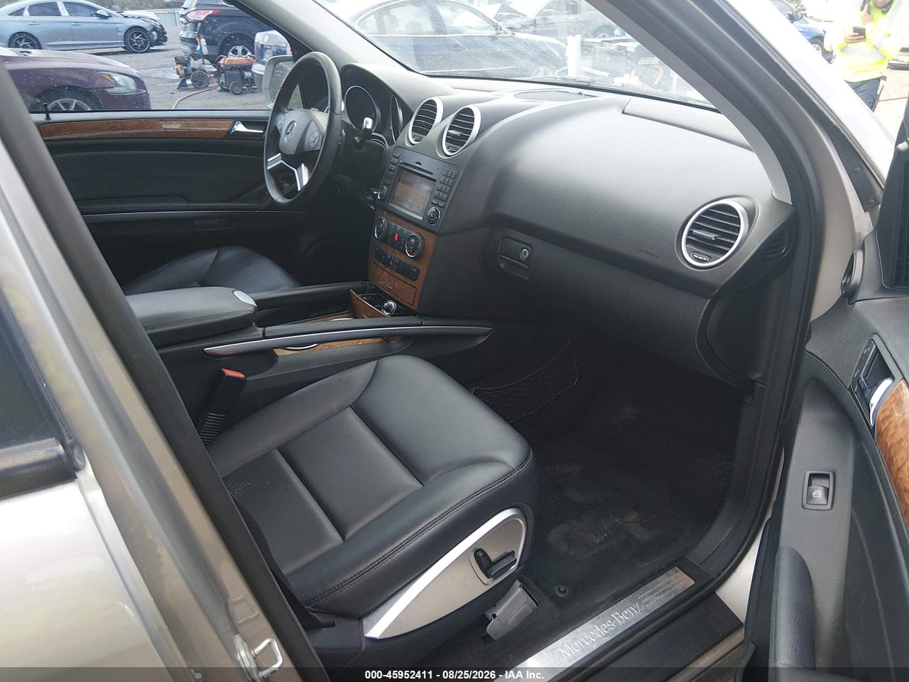 2009 MERCEDES-BENZ ML 350 4MATIC · 5/10