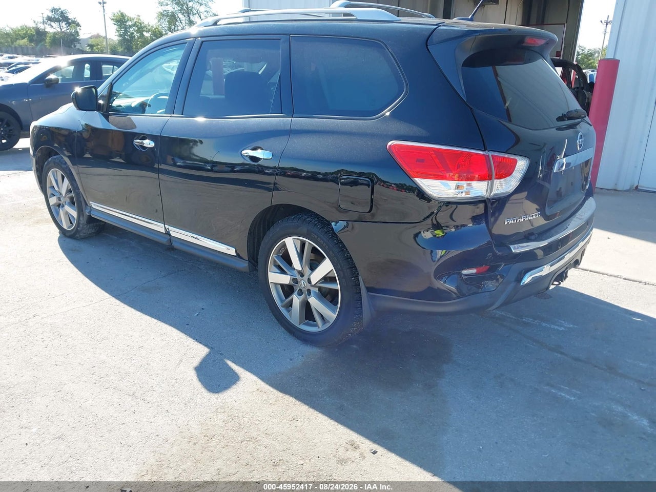 2013 NISSAN PATHFINDER PLATINUM · 3/11
