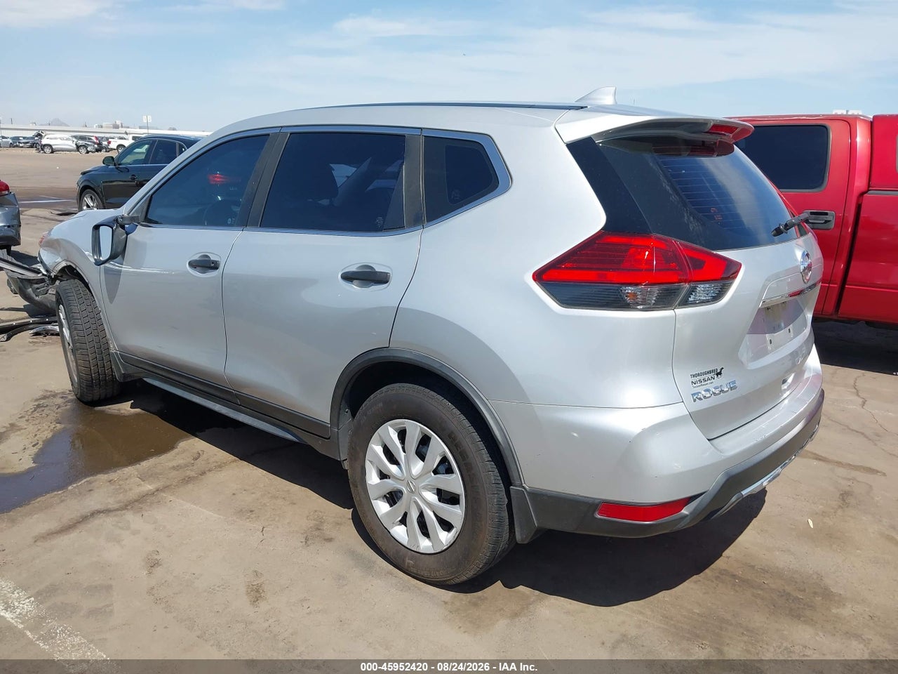 2017 NISSAN ROGUE S · 3/11