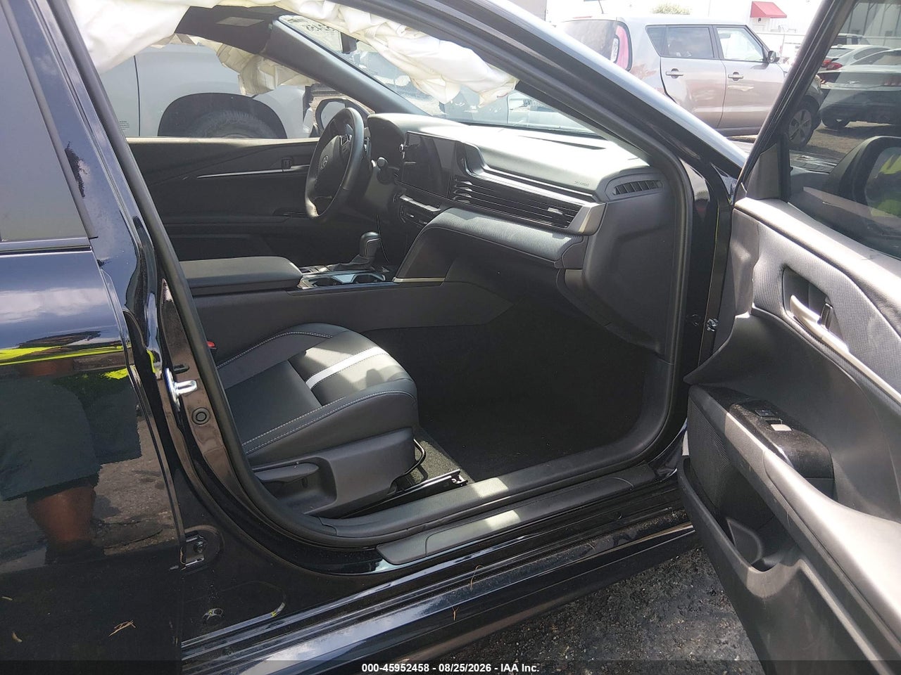 2025 TOYOTA CAMRY SE · 5/11