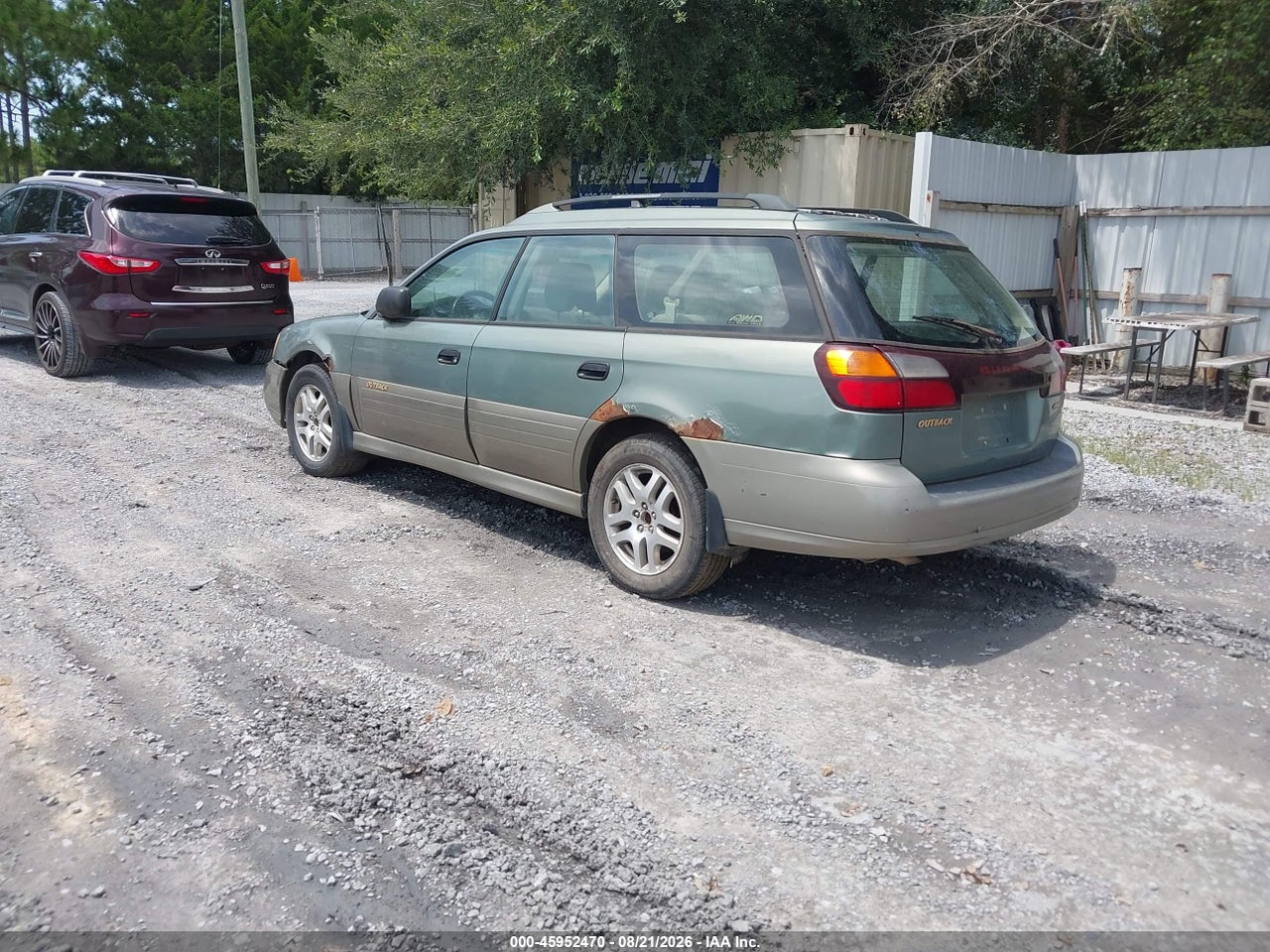 2003 SUBARU OUTBACK   · 3/11