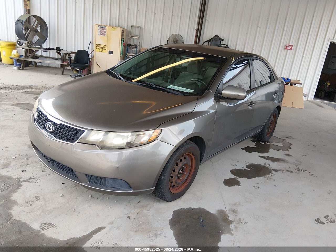 2011 KIA FORTE EX · 2/11