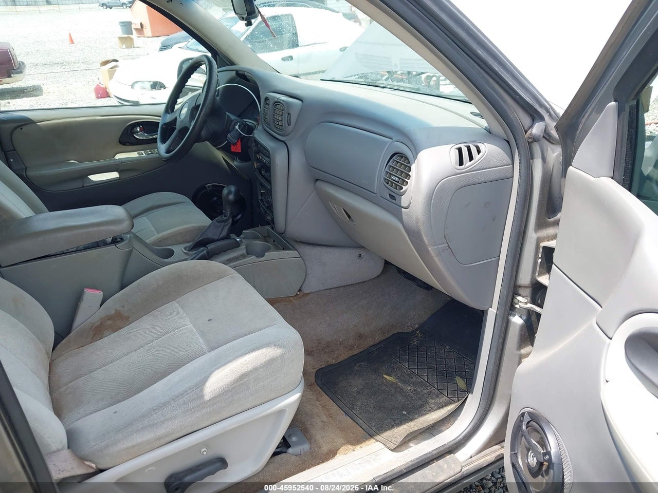 2005 CHEVROLET TRAILBLAZER LS · 5/11