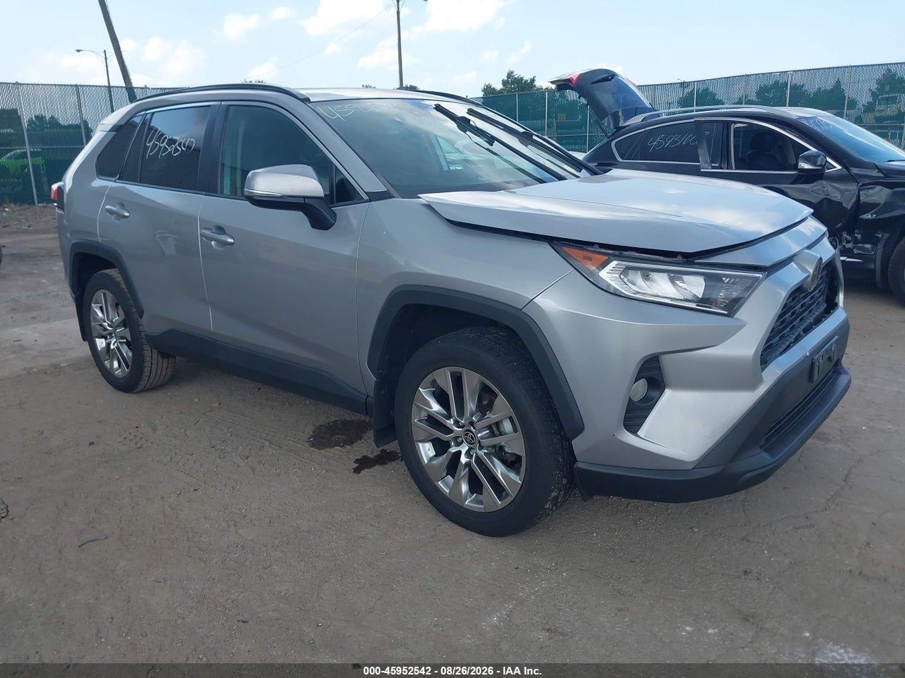 2T3C1RFV9MC****** · 2021 TOYOTA RAV4 XLE PREMIUM