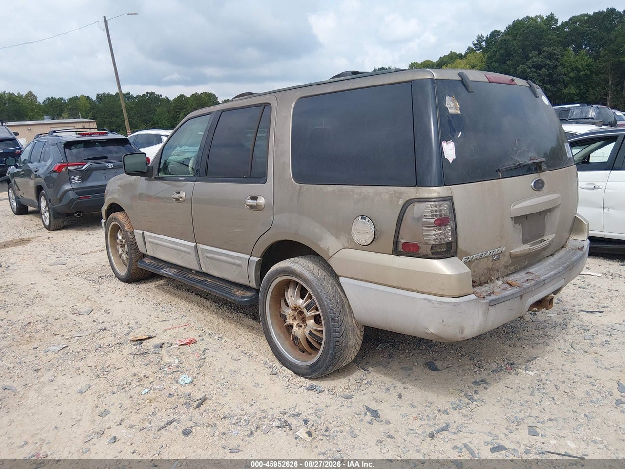 2003 FORD EXPEDITION XLT · 3/11