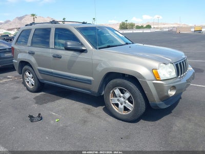 1J8HS48N15C****** · 2005 JEEP GRAND CHEROKEE LAREDO