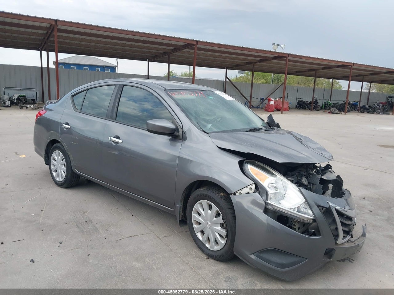 3N1CN7AP7HL****** · 2017 NISSAN VERSA 1.6 SV