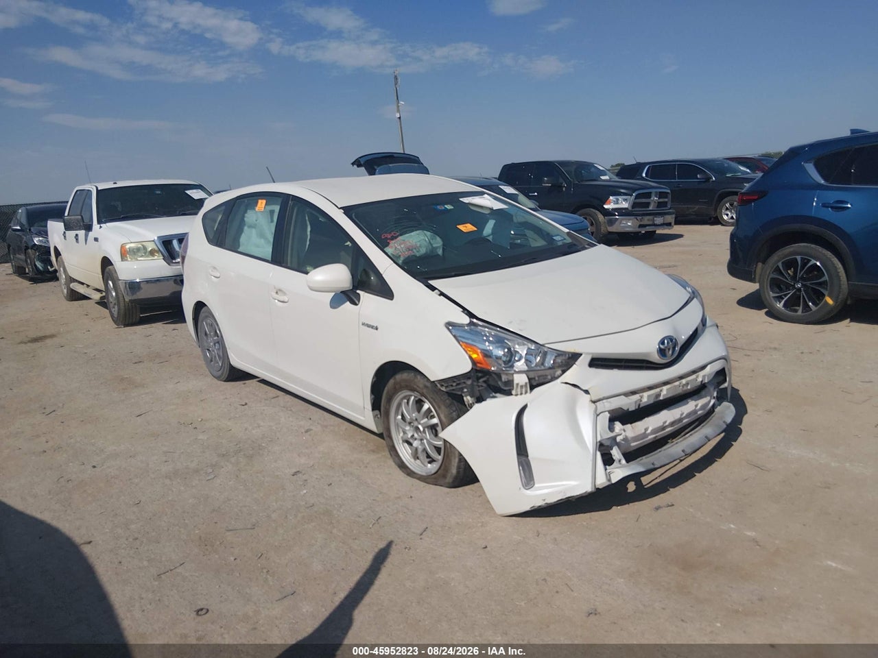 2017 TOYOTA PRIUS V THREE