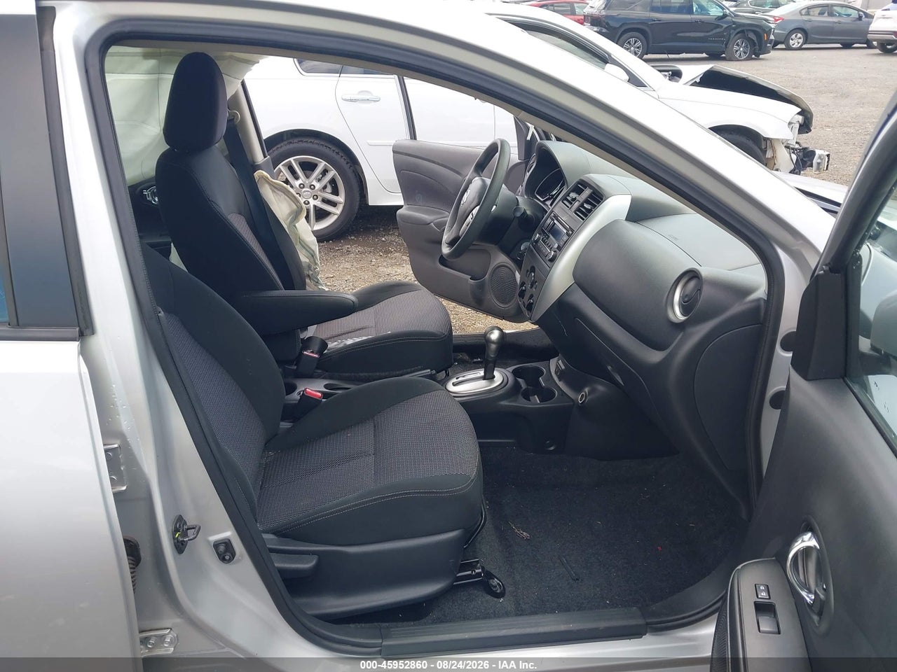 2017 NISSAN VERSA 1.6 SV · 5/11