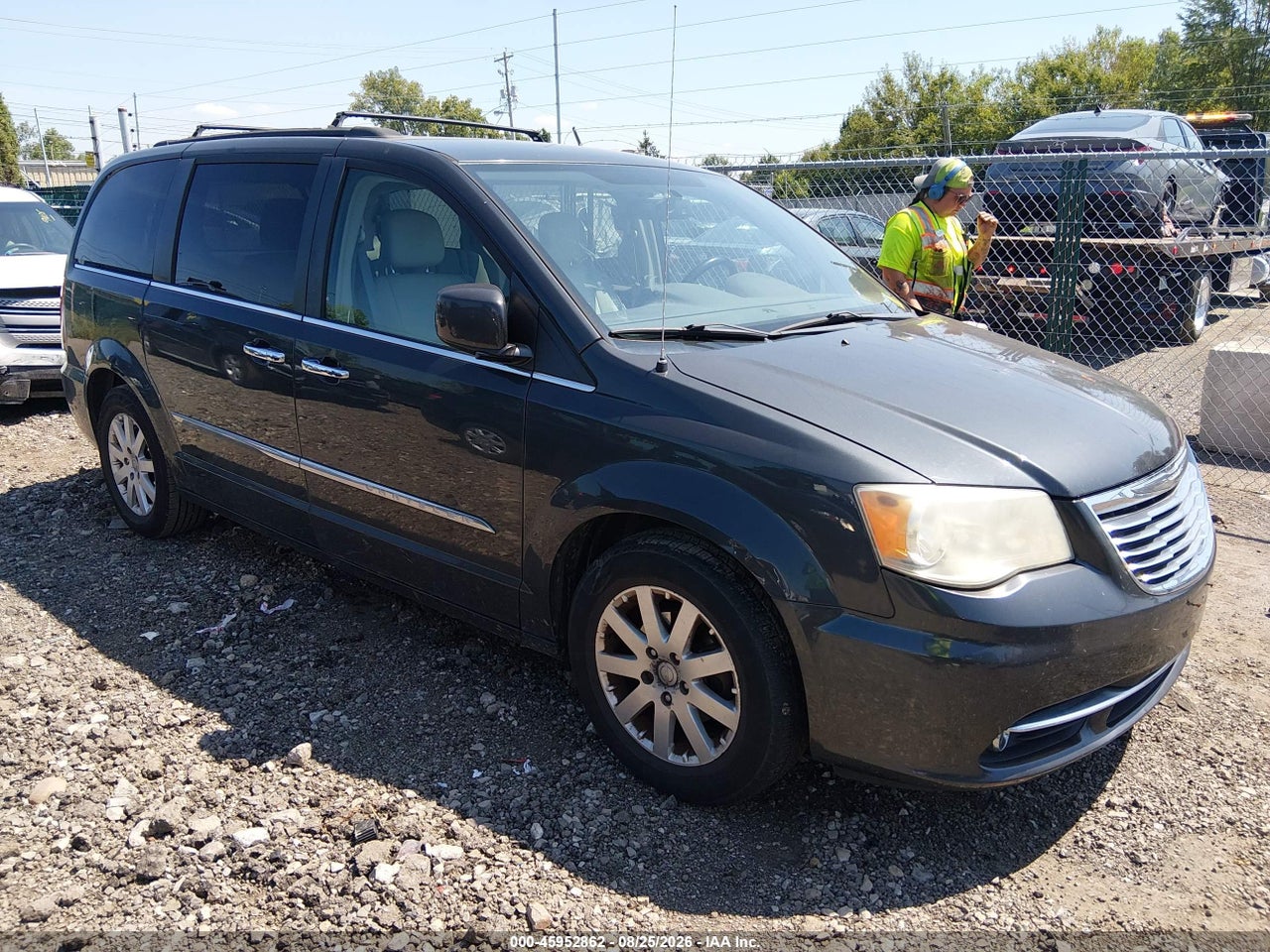 2A4RR8DG3BR****** · 2011 CHRYSLER TOWN &amp; COUNTRY TOURING-L