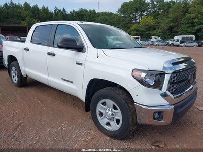 5TFEY5F15JX****** · 2018 TOYOTA TUNDRA SR5 5.7L V8