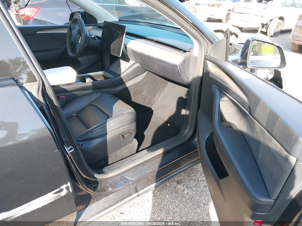 2024 TESLA MODEL Y LONG RANGE DUAL MOTOR ALL-WHEEL DRIVE · 5/9