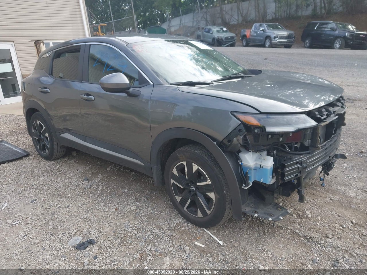 3N8AP6CB4SL****** · 2025 NISSAN KICKS SV INTELLIGENT AWD