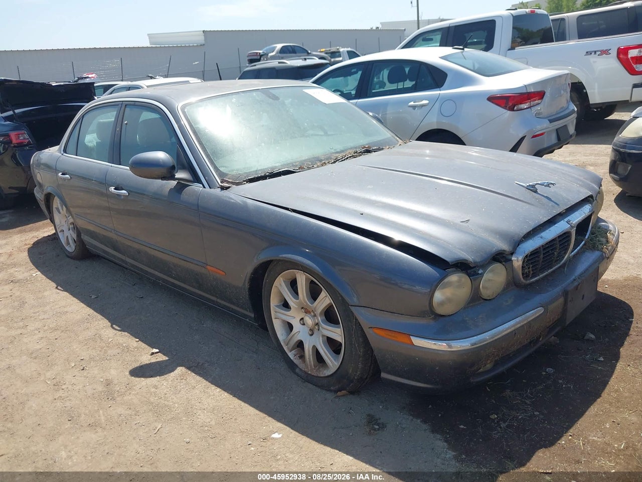 2004 JAGUAR XJ XJ8