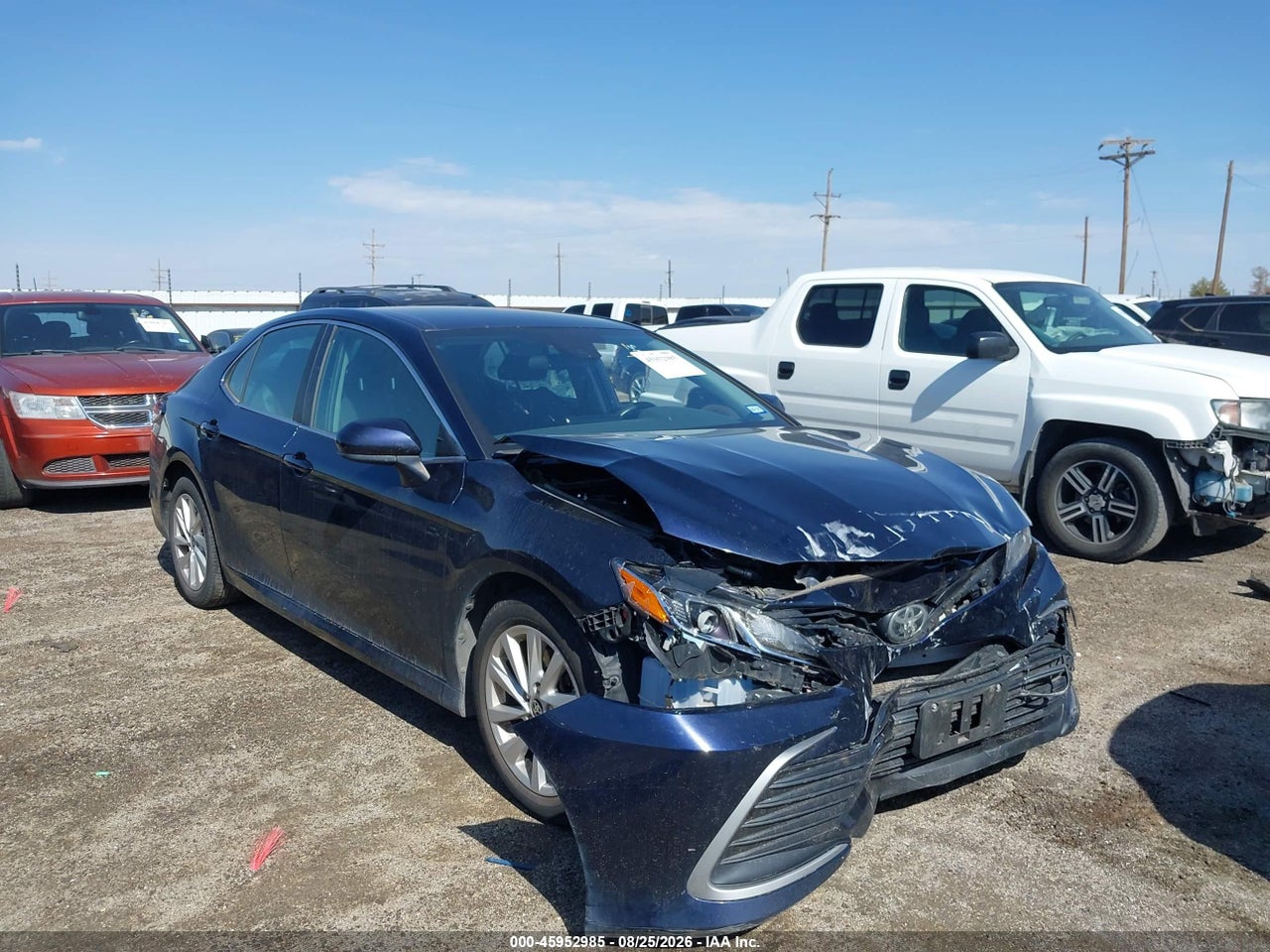 4T1C11AK1MU****** · 2021 TOYOTA CAMRY LE
