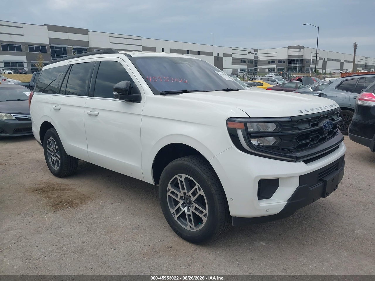 1FMJU1H87SE****** · 2025 FORD EXPEDITION ACTIVE