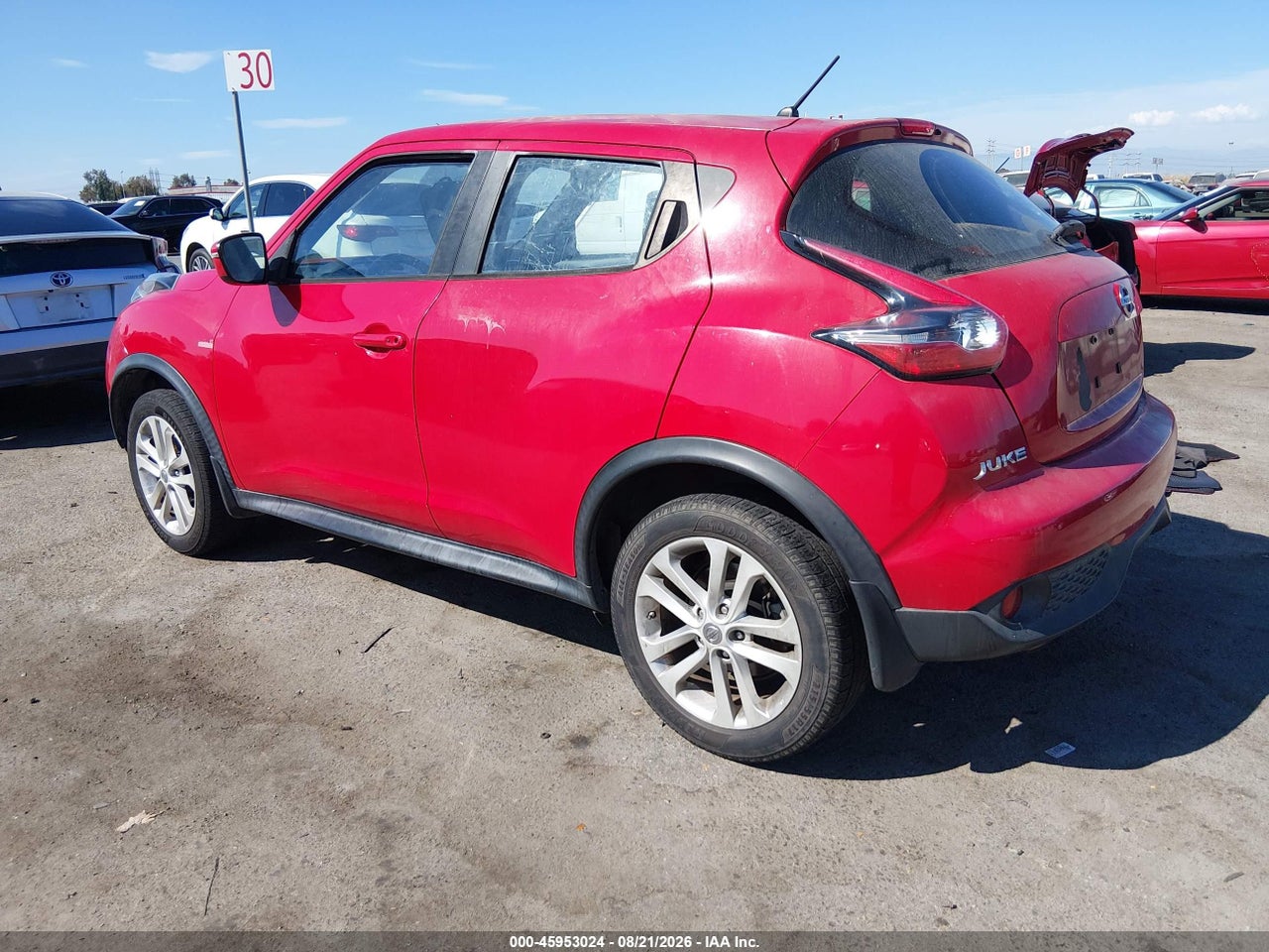 2015 NISSAN JUKE S · 3/11
