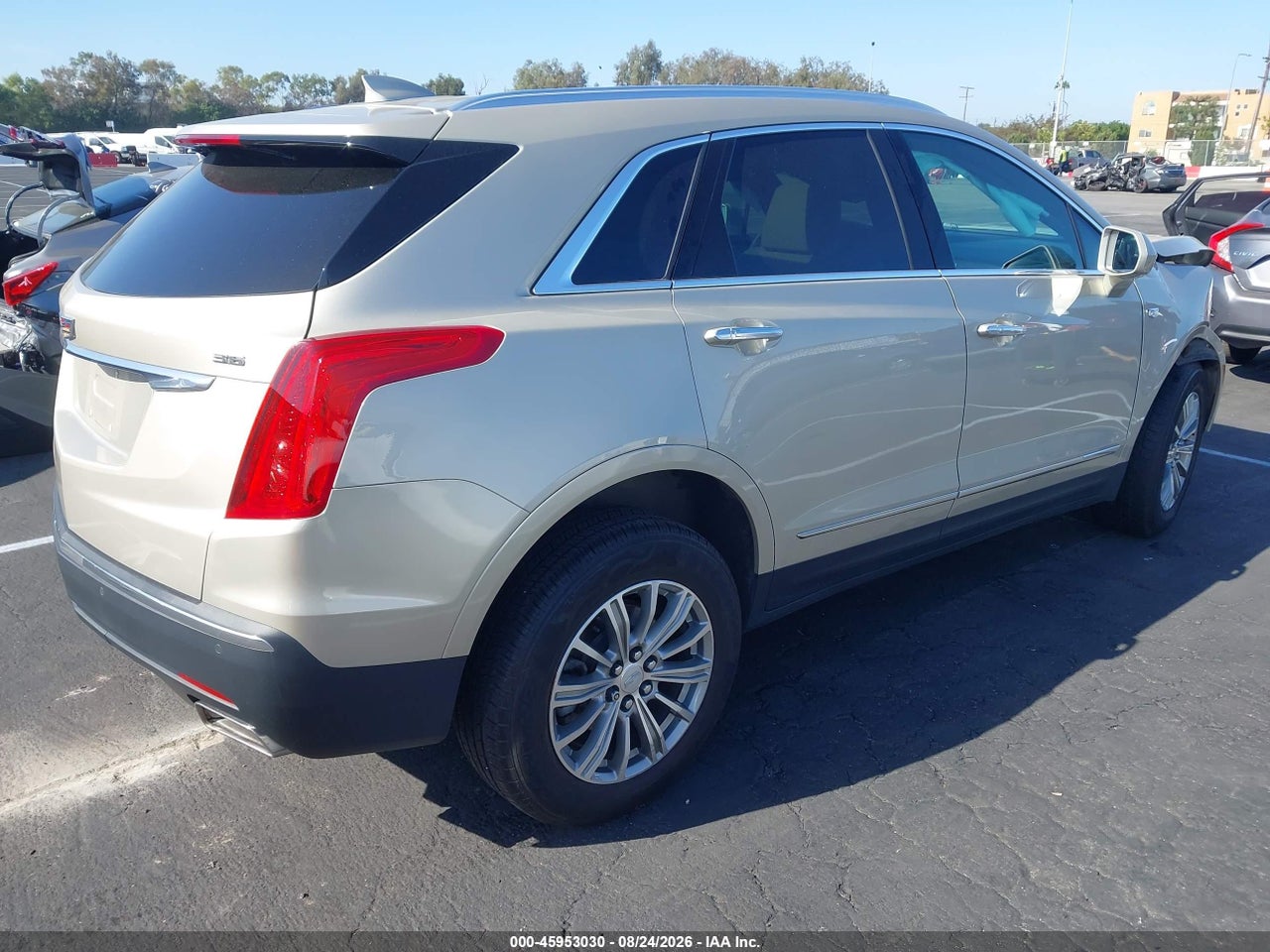 2017 CADILLAC XT5 LUXURY · 4/11