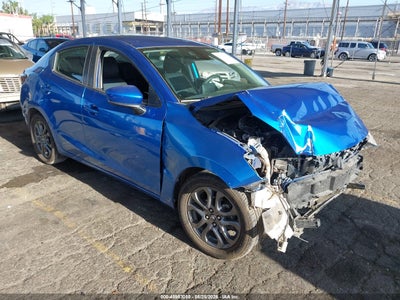 2019 TOYOTA YARIS LE