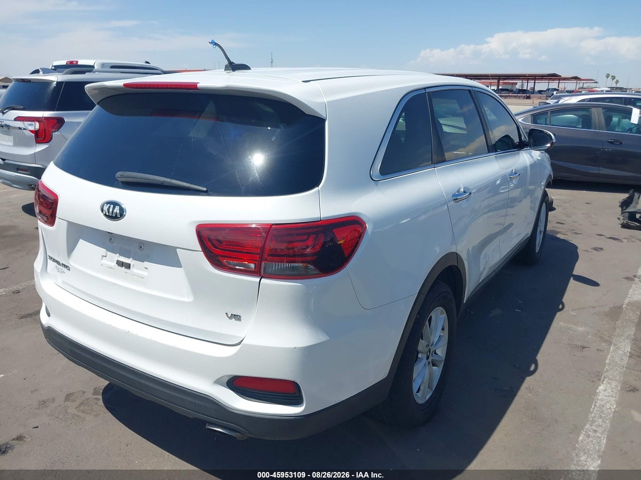 2020 KIA SORENTO 3.3L LX · 4/11
