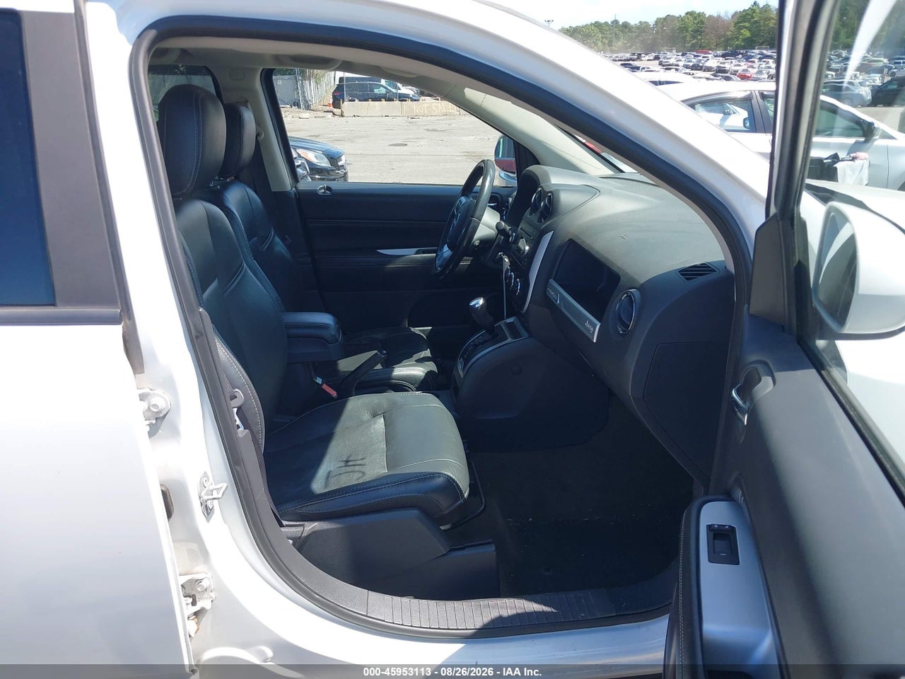 2016 JEEP COMPASS HIGH ALTITUDE EDITION · 5/11