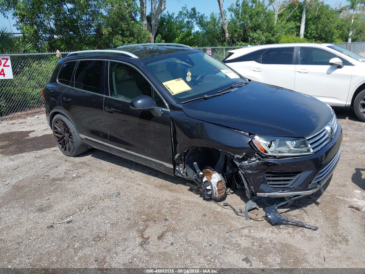 WVGEF9BP6GD****** · 2016 VOLKSWAGEN TOUAREG SPORT W/TECHNOLOGY