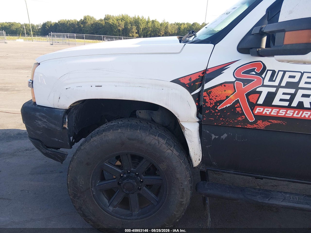 2004 CHEVROLET SILVERADO 2500HD LT · 6/11