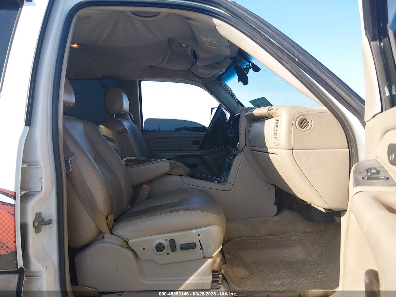 2004 CHEVROLET SILVERADO 2500HD LT · 5/11