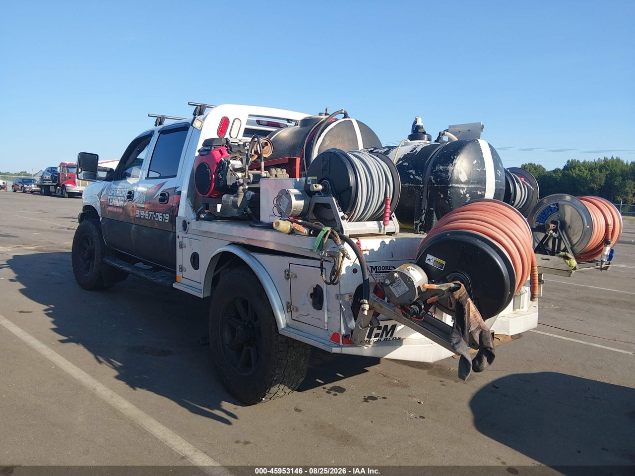 2004 CHEVROLET SILVERADO 2500HD LT · 3/11