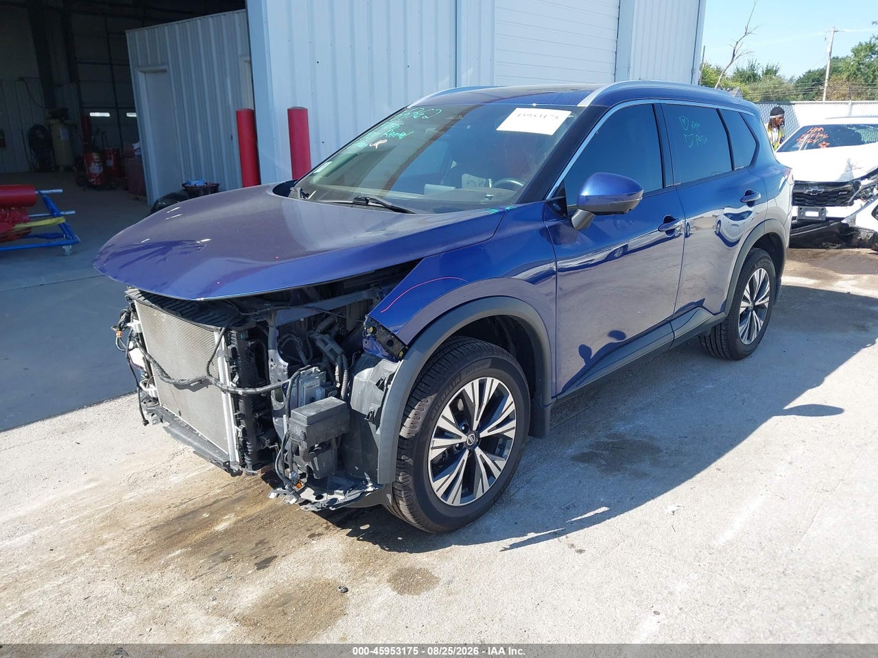 2021 NISSAN ROGUE SV INTELLIGENT AWD · 2/11