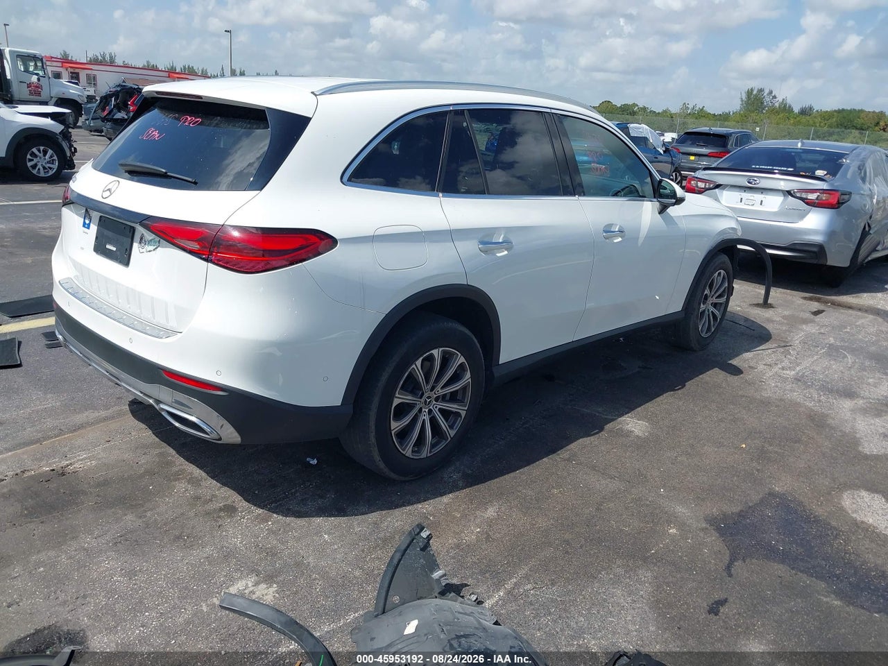 2023 MERCEDES-BENZ GLC 300 SUV · 4/11