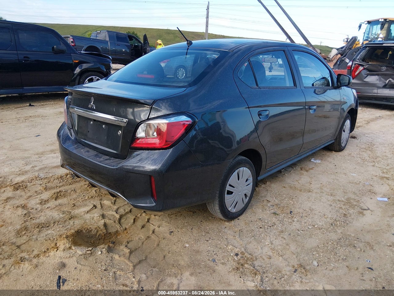 2024 MITSUBISHI MIRAGE G4 ES · 4/11
