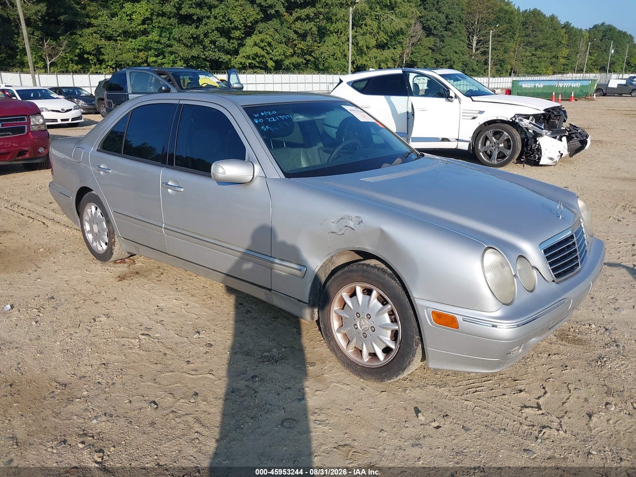 2000 MERCEDES-BENZ E 320