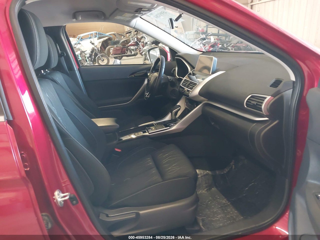 2018 MITSUBISHI ECLIPSE CROSS SE · 5/11