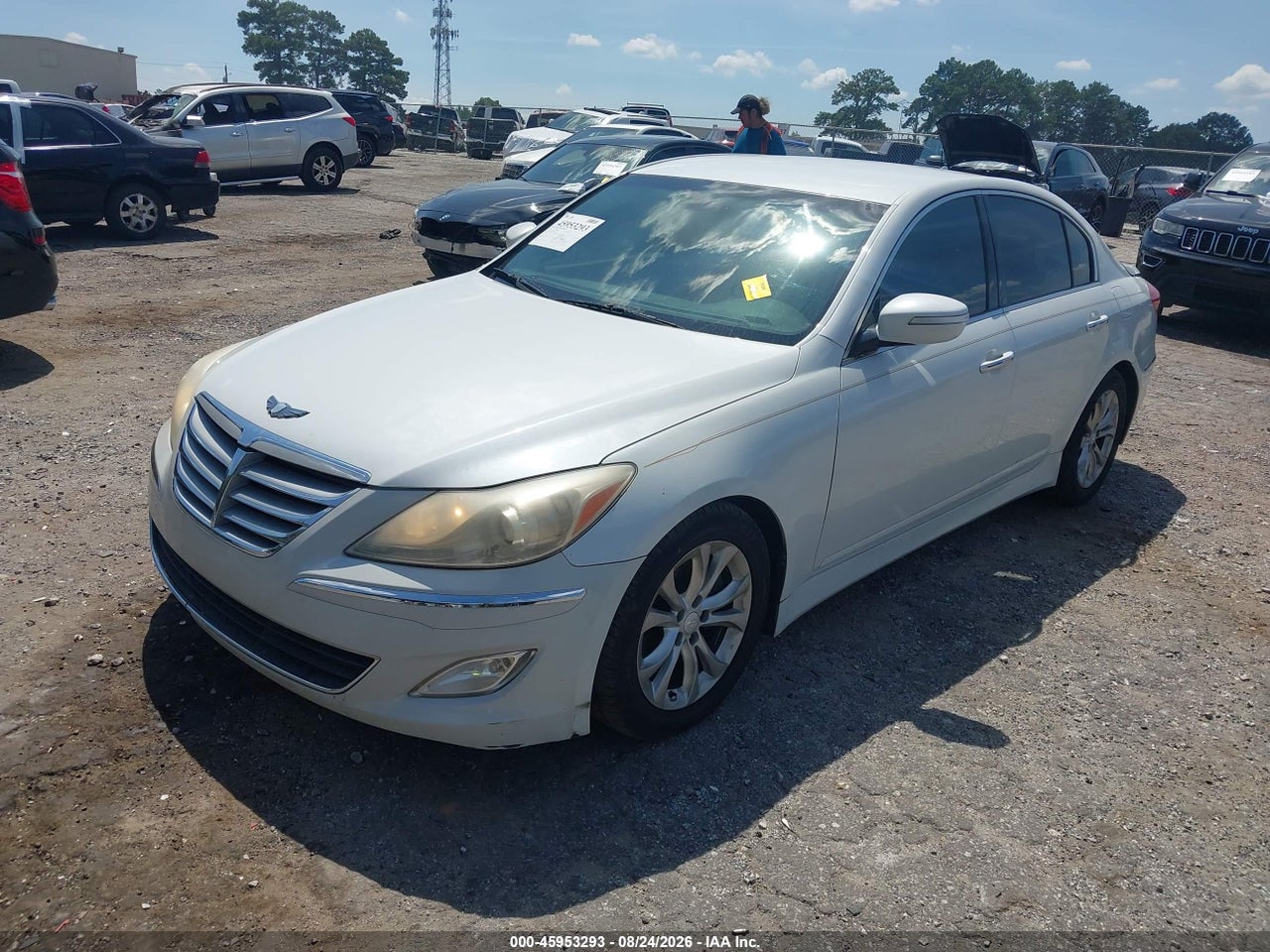 2013 HYUNDAI GENESIS 3.8 · 2/11