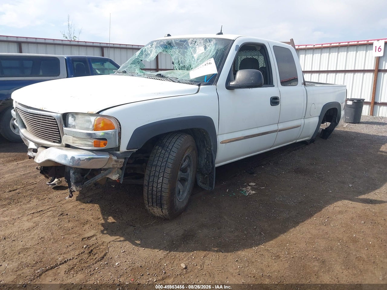 2004 GMC SIERRA 1500 SLE · 2/10