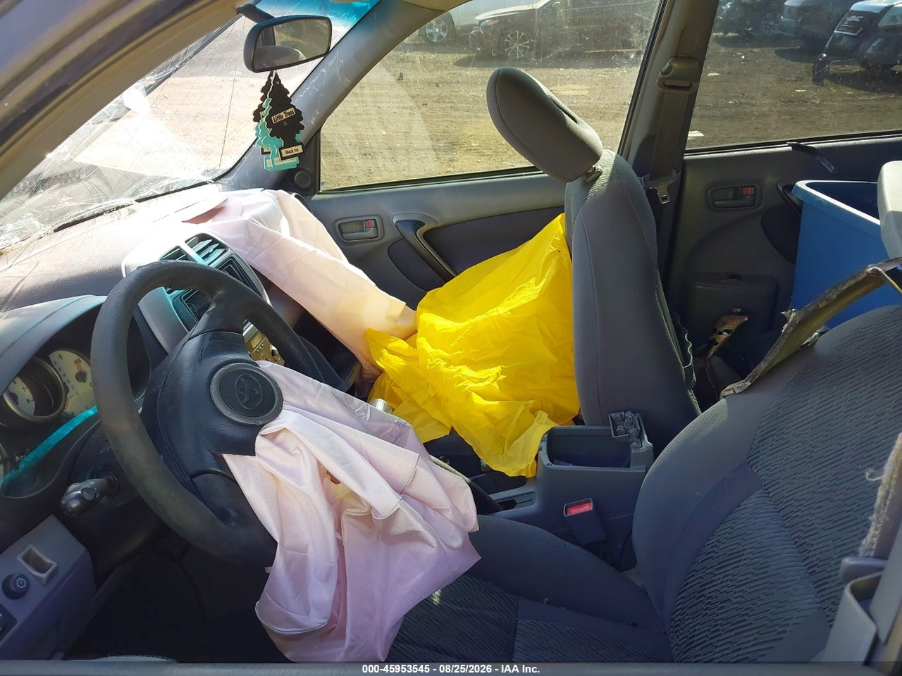 2002 TOYOTA RAV4 · 5/10