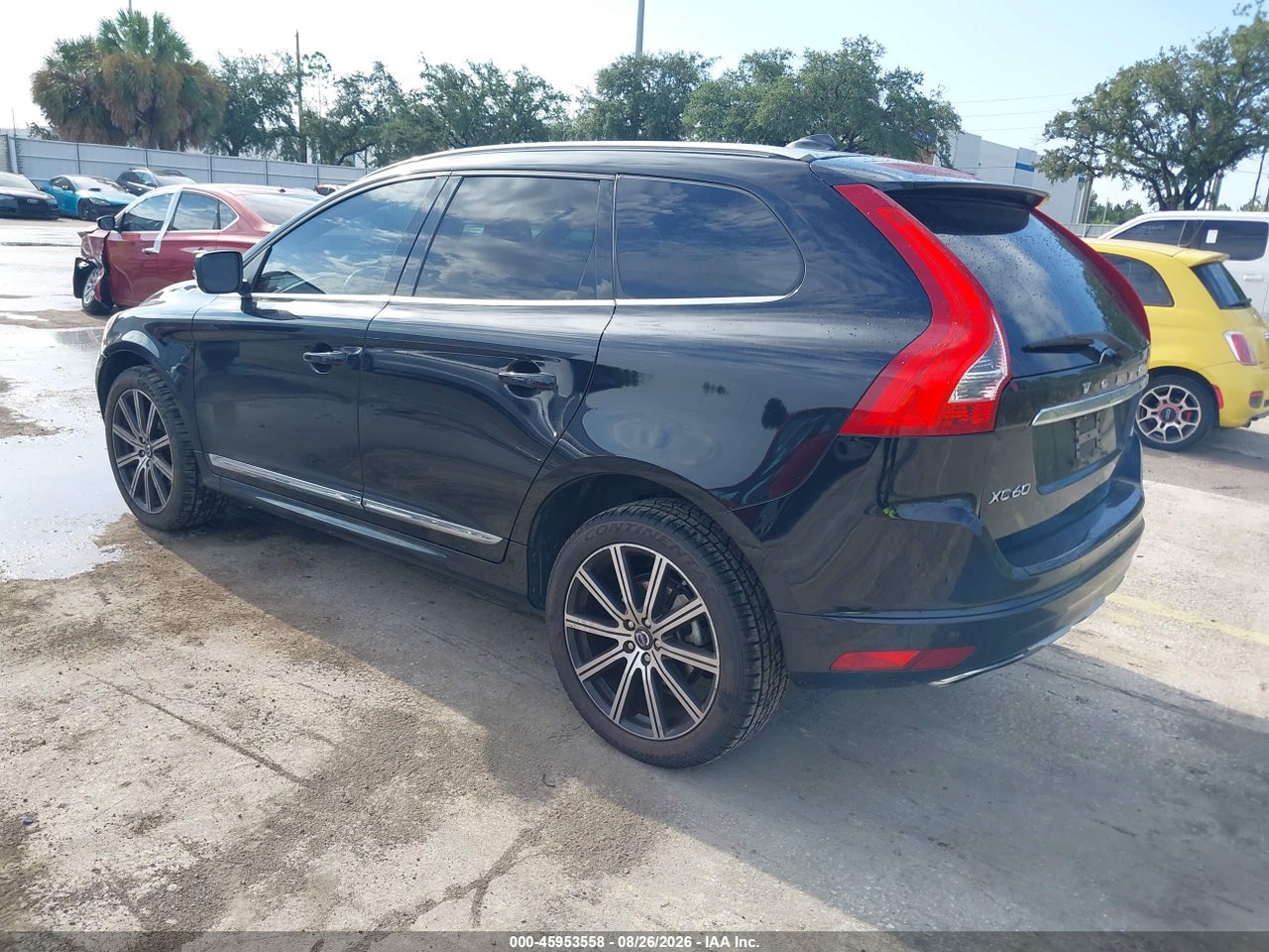 2015 VOLVO XC60 T5 PREMIER · 3/11