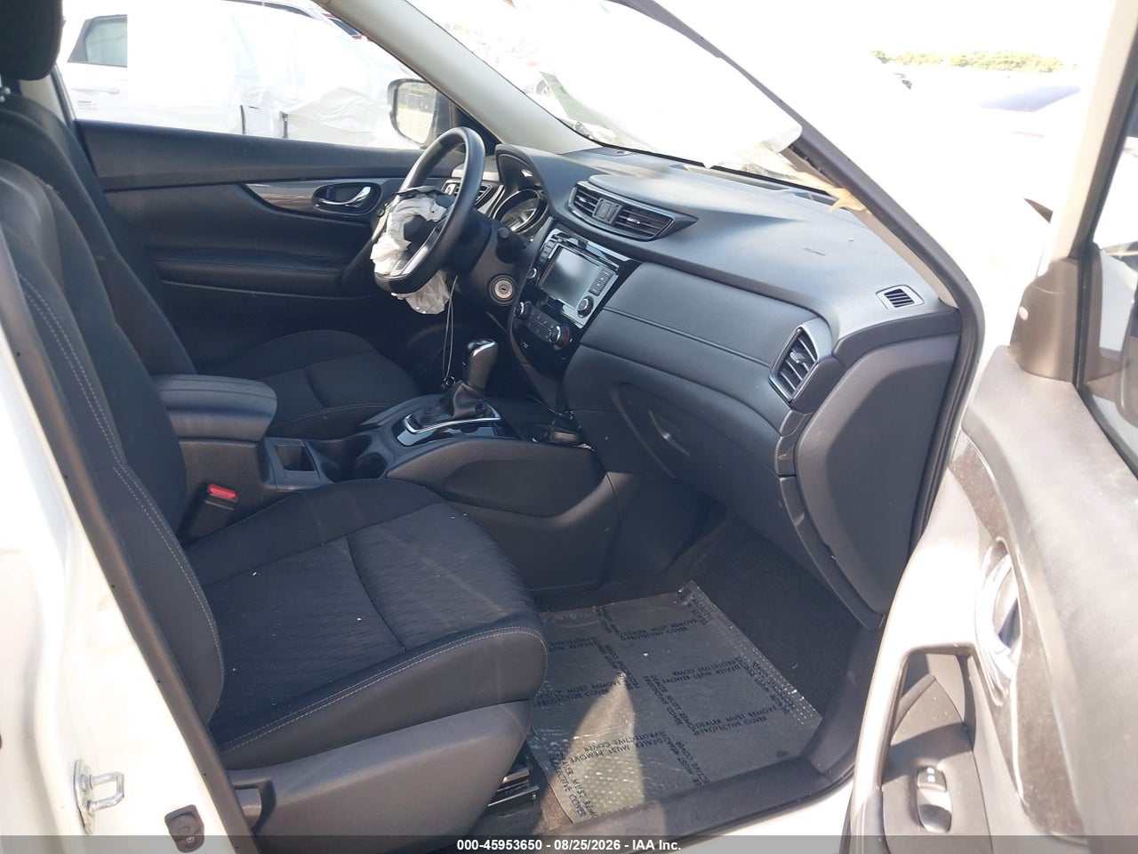 2018 NISSAN ROGUE S · 5/11