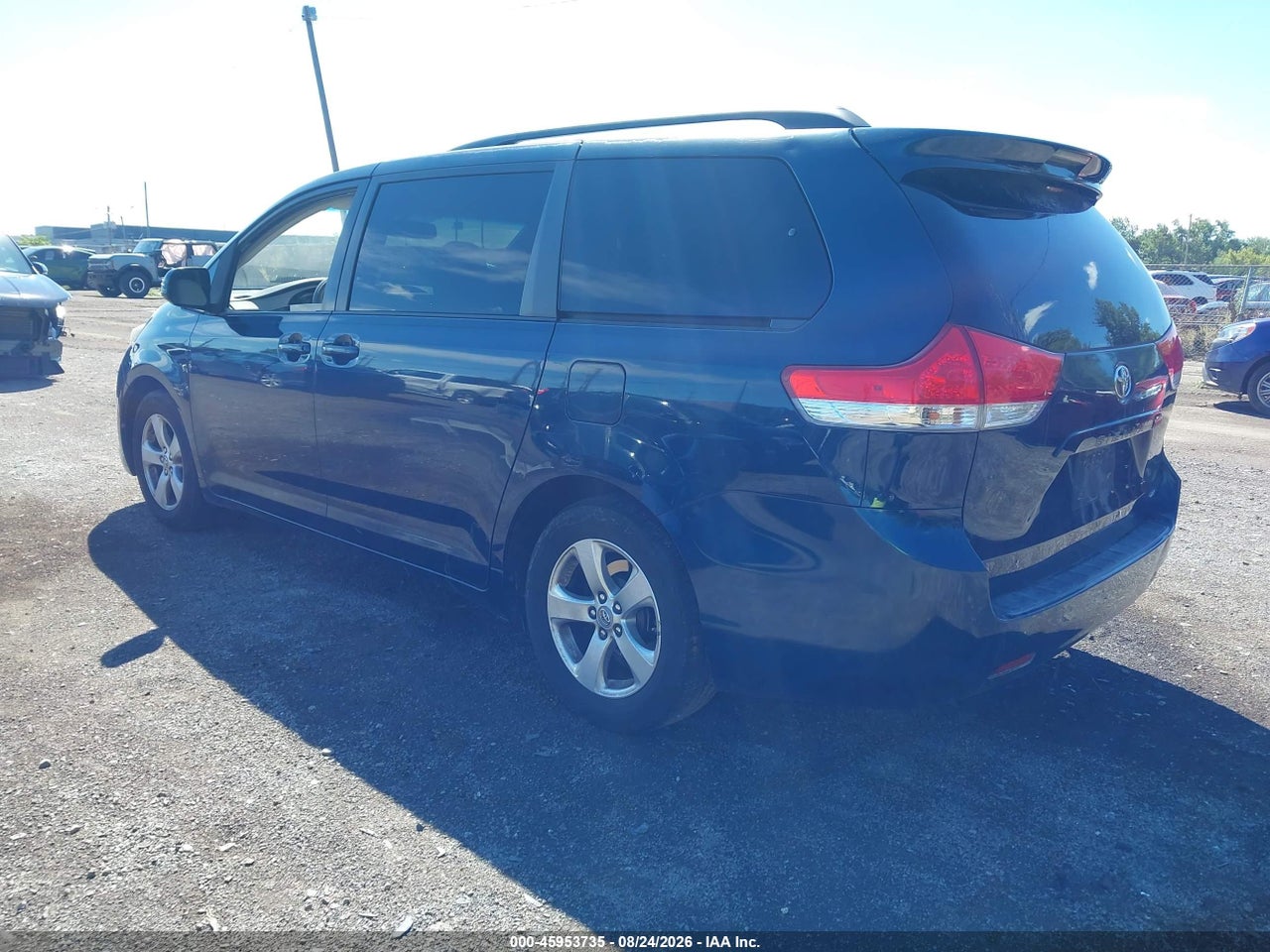 2012 TOYOTA SIENNA LE V6 8 PASSENGER · 3/11
