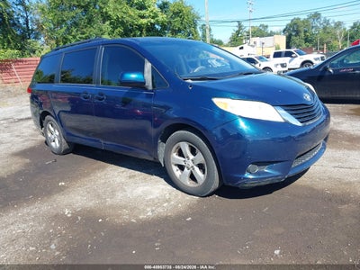 5TDKK3DC8CS****** · 2012 TOYOTA SIENNA LE V6 8 PASSENGER