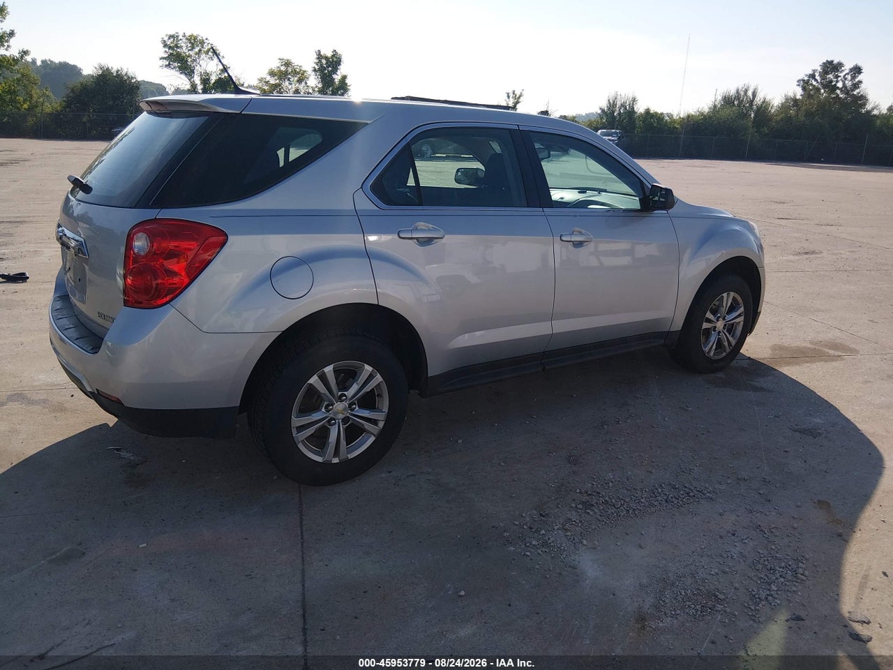 2014 CHEVROLET EQUINOX LS · 4/11