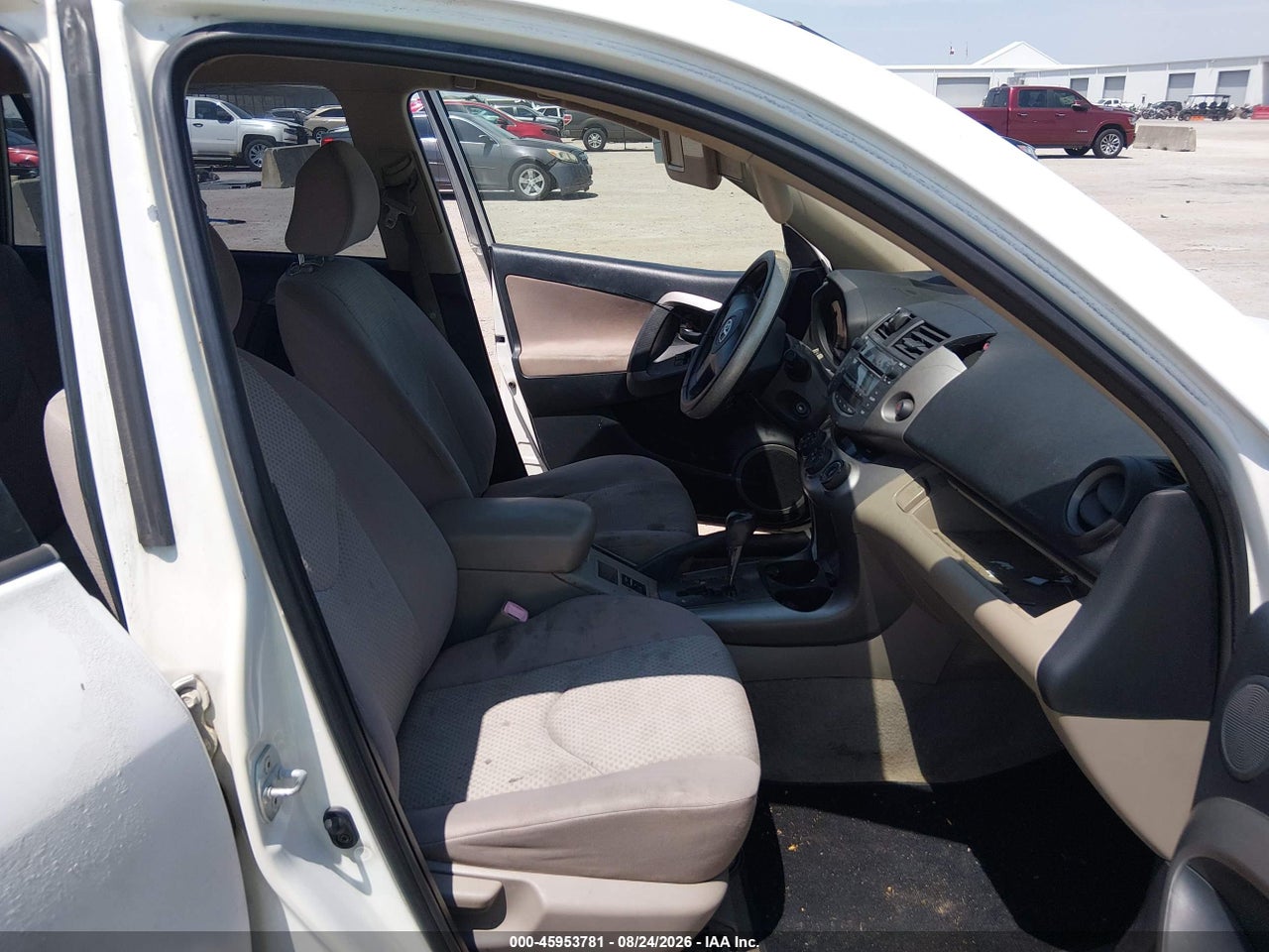 2006 TOYOTA RAV4   · 5/11