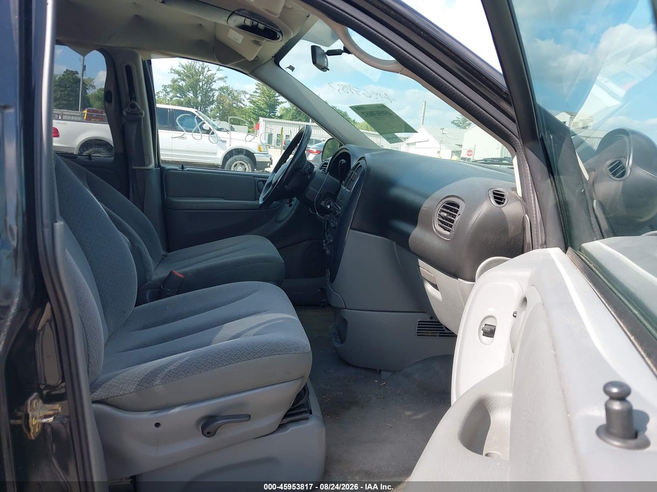 2005 DODGE GRAND CARAVAN SXT · 5/11