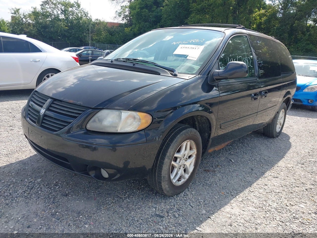 2005 DODGE GRAND CARAVAN SXT · 2/11