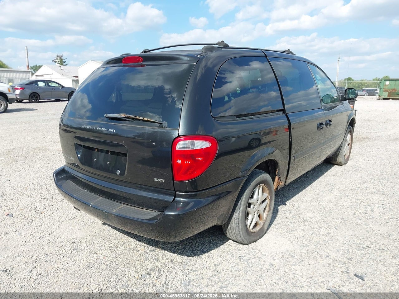2005 DODGE GRAND CARAVAN SXT · 4/11