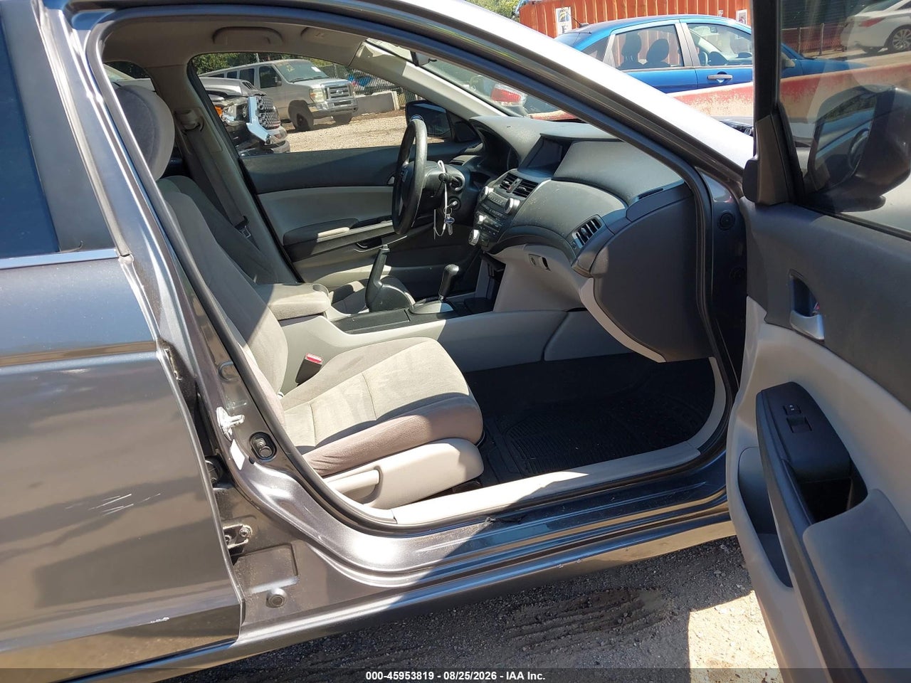 2010 HONDA ACCORD 2.4 LX · 5/11