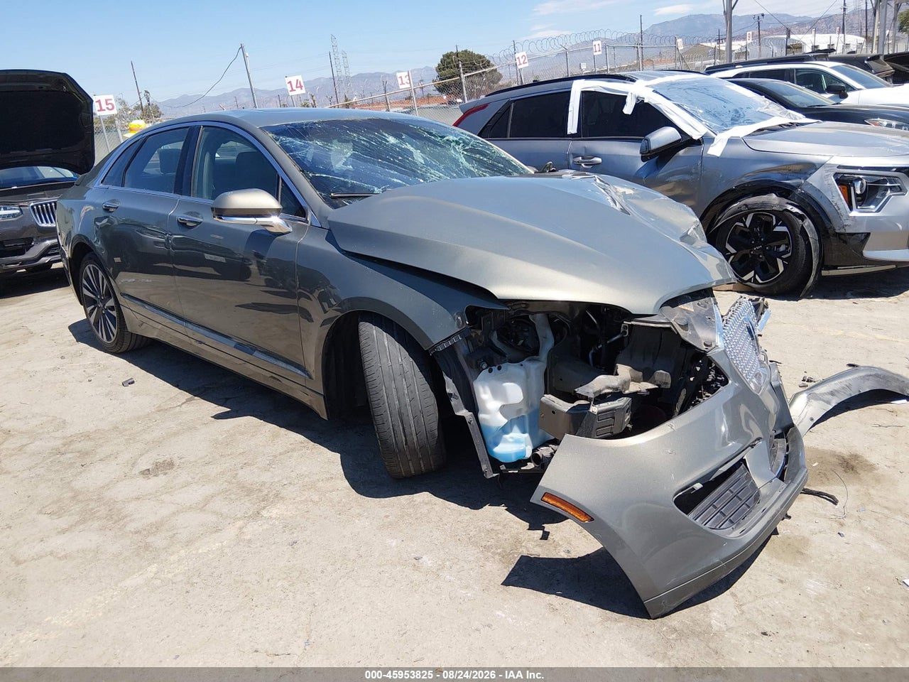 3LN6L5MU3HR****** · 2017 LINCOLN MKZ HYBRID RESERVE